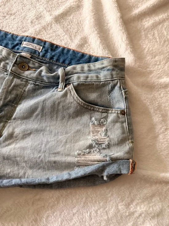 Roxy Denim Cutoff Cuffs Distressed Shorts 29 - Picture 3 of 8